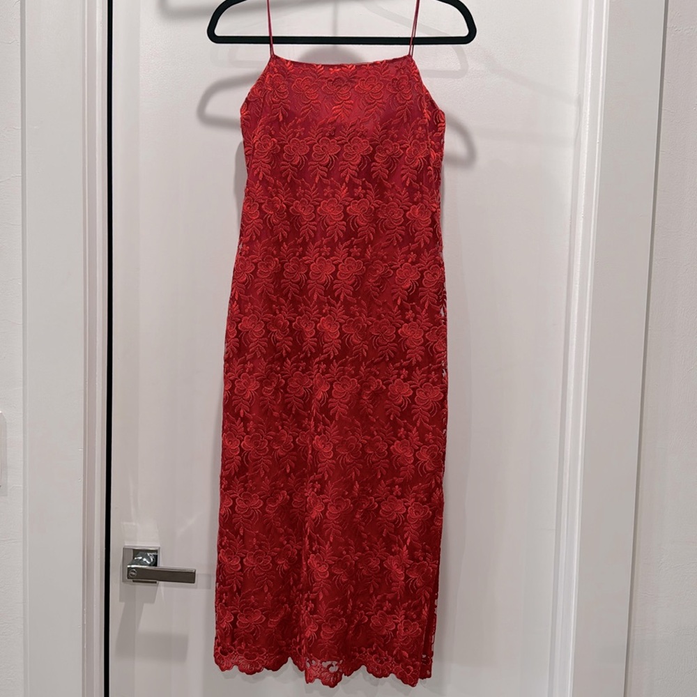 Spaghetti strap embroidered red dress